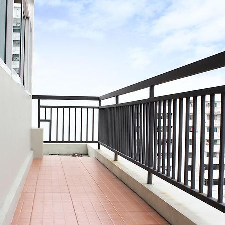 A18 Hotel Nonthaburi Eksteriør billede