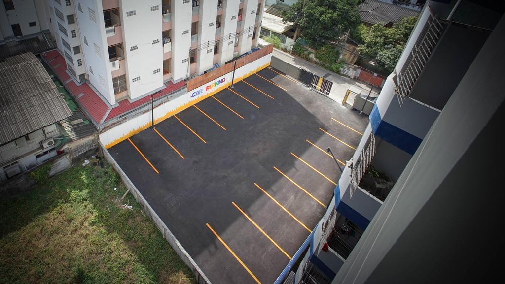 A18 Hotel Nonthaburi Eksteriør billede