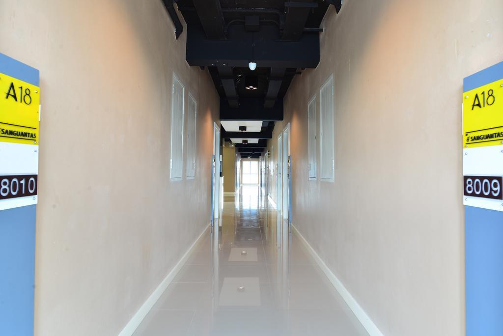 A18 Hotel Nonthaburi Eksteriør billede